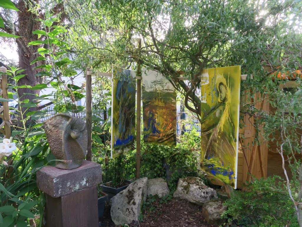 Ausstellung im Garten